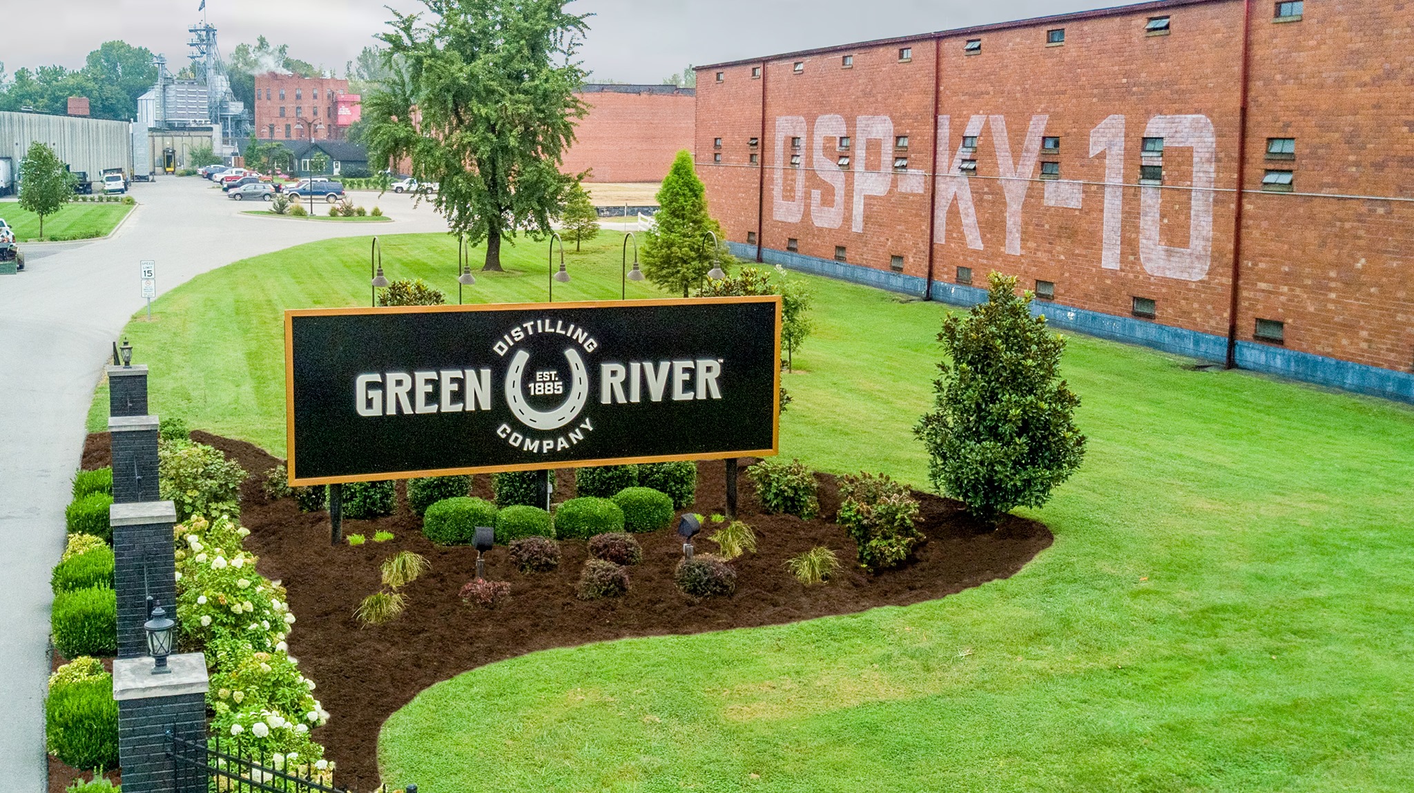Father's Day Gift Guide For Hardworking Southern Dads, Green River Distilling Company